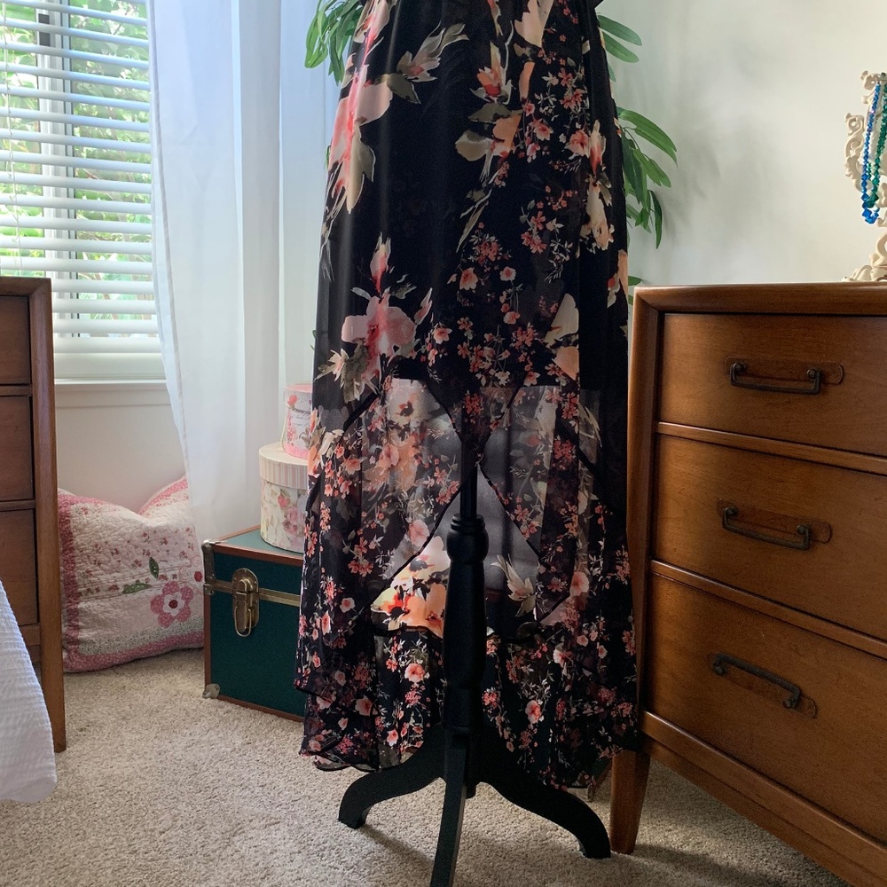 High/Low Floral Maxi - Picture 2 of 8